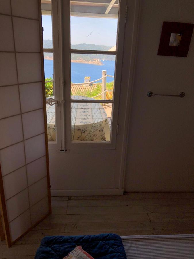 Ferienwohnung Les Oreades, Studio Le Marin Avec Vue Mer Imprenable Île du Levant Exterior foto